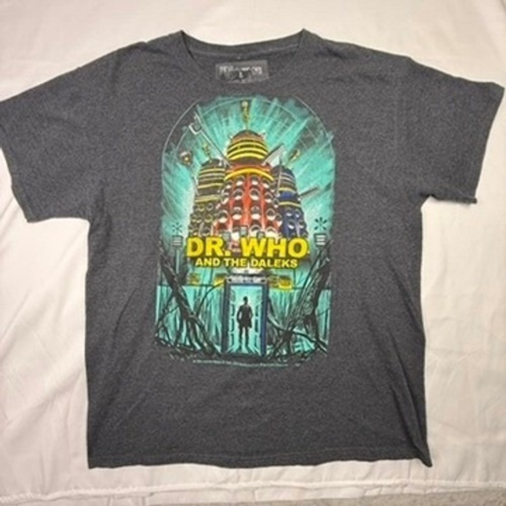 Dr Who and the Daleks Graphic T Shirt Dark Grey Size L